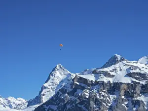Situation on a beautiful winter day in Muerren