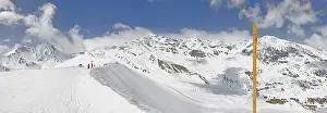Ski slope in the Serfaus ski area in Tyrol