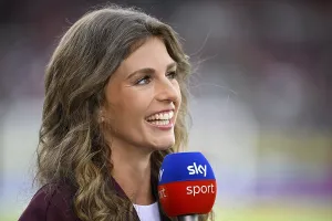 SKY presenter Mara Mones, portrait