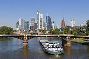 Skyline with cathedral, freighter beneath Ignatz Bubis Bridge