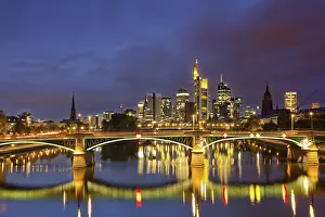 Skyline at dusk, Taunusturm, Tower 185