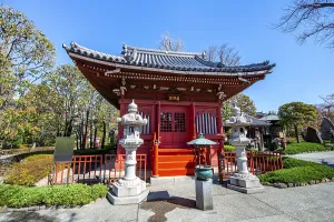 Small red pavilion, Buddhist temple complex