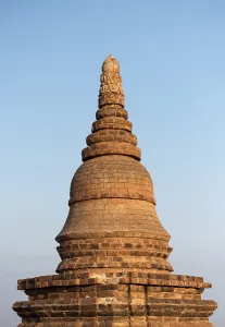 Small stupa atop the terrace of Pyathada Paya in Bagan