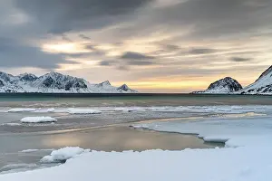 Category Scandinavia Prints: Snow on Haukland beach, Vestvagoya
