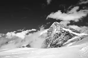 Snow mountains, the Swiss alps