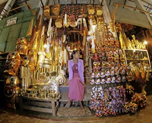 Souvenir shop at Shwedagon Pagoda