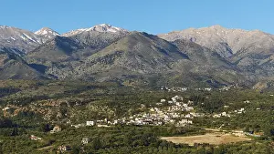 Spring in Crete, Paidochori village
