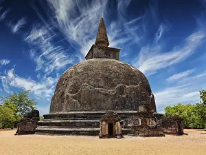 Sri Lankan tourist landmark, Kiri Vihara