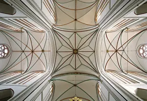 Star vault in the crossing, St. Saint, Saint