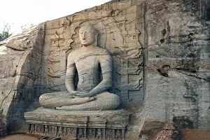 Statue of Buddha in meditation posture