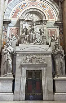 Statue inside St Peter's Basilica