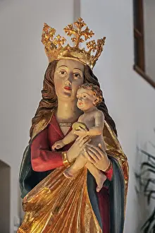 Category Historic EN Prints: Statue of the Virgin Mary with crown and baby Jesus