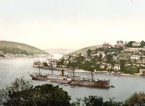 The steamboat Pembroke Castle, on the river Dart