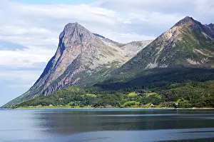 Steep mountains on Grytoya island
