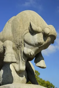 Stone sculpture of Stier, Zuerch