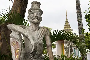 Stone sculpture in Wat Pho temple