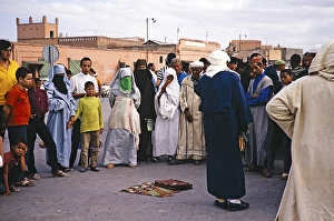Storyteller on Jemaa el Fnaa Square, Marrakech, Morocco, North Africa 1971, Africa