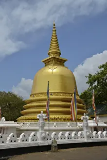 Stupa, Dambulla, Sri Lanka