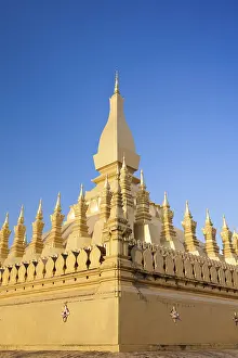 Stupa Pha That Luang, Pha Tat Luang