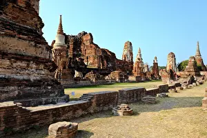Stupa in wat mahathat, ayutthaya, thailand