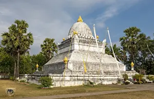 Stupa of Wat Wisunarat temple, Luang Prabang