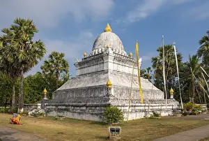 Stupa of Wat Wisunarat temple, Luang Prabang