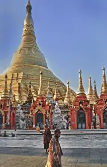 Stupas and monks at Shwedagon Pagoda