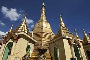 Sule Pagoda, Yangon, Myanmar, Asia