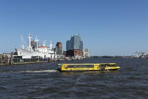 Summer, tourist attraction