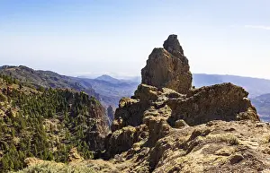 At the summit of Pico de las Nieves