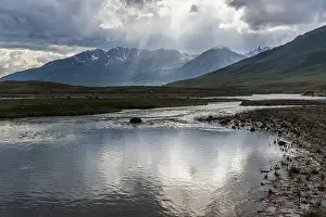Sunbeams over the Naryn Gorge, River