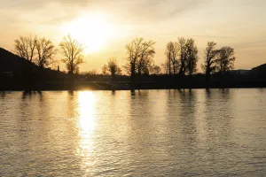 Sunrise over the Danube, near Rossatz