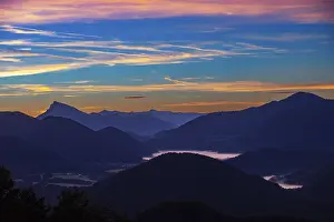 Sunrise on the Gurlspitze with view to the Schafberg
