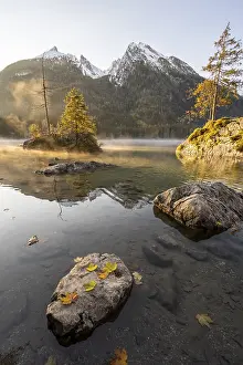 Sunrise at Hintersee with fog, Hochkalter in the back