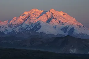 Sunrise on Mount McKinley, North Americas highest peak Denali Nationalpark Alaska USA