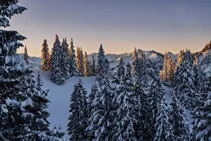 Sunrise snow tour on the Tegelberg in the Allgaeu in Bavaria