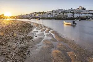 Category Historic EN Prints: Sunrise with view over a beach and harbour basin at low tide