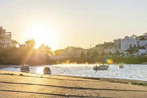 Category Historic EN Prints: Sunrise with view over a beach and harbour basin at low tide