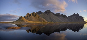 Sunrise, water reflection, Klifatindur with Vestrahorn