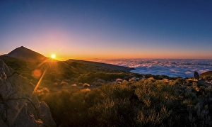 Category Mountain Landscapes Prints: Sunset, sunset glow, cloudy sky