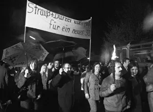 Supporters and friends of the SPD/FDP government coalition demonstrated in Bonn on 26 April 1972 with a torchlight