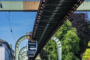 A suspension railway near the Vohwinkel terminus