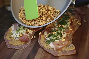 Swabian cuisine, preparation of beef roulade with pine nuts
