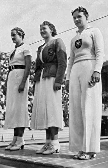 Swimming, the winners in the 100 m freestyle