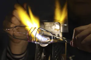 Sylt, Keitum, glass distiller at work