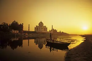 Taj Mahal, Agra, Uttar Pradesh, India