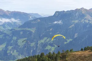 Tandem paragliding flight, Penken