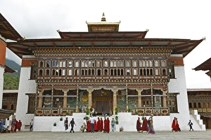 Tashichho Dzong, Buddhistic monastery