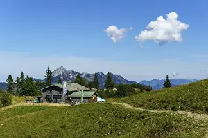 Taubensteinhaus in front of Wendelstein