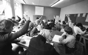 Teaching at a Hauptschule. The proportion of pupils with German parents is smaller than that with migrants 09